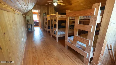 100 Hog Island New Bern NC 28560