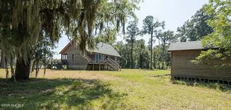 100 Hog Island New Bern NC 28560