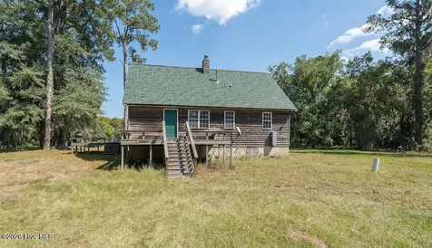 100 Hog Island New Bern NC 28560
