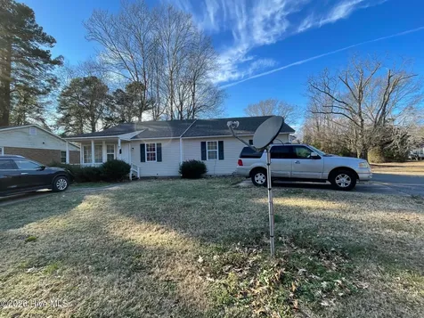 1005 Raleigh Street Elizabeth City NC 27909