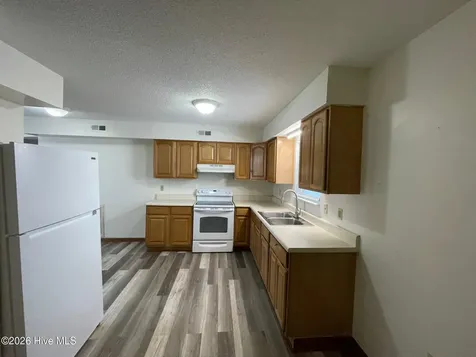 1005 Raleigh Street Elizabeth City NC 27909