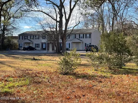1005 Raleigh Street Elizabeth City NC 27909
