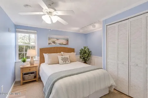 4516 Oak Crest Drive SE Southport NC 28461
