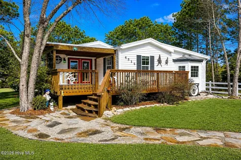 4516 Oak Crest Drive SE Southport NC 28461