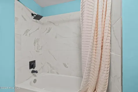5713 Emerald Drive Emerald Isle NC 28594