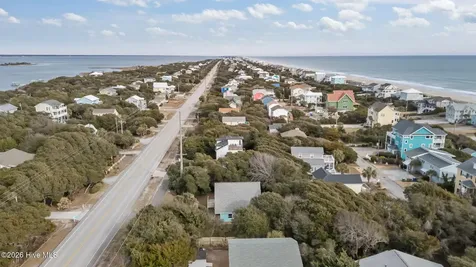 5713 Emerald Drive Emerald Isle NC 28594