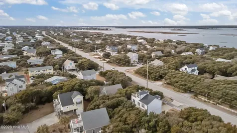 5713 Emerald Drive Emerald Isle NC 28594