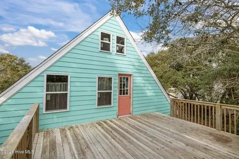 5713 Emerald Drive Emerald Isle NC 28594