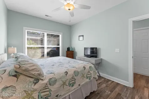 510 W St George Street Southport NC 28461