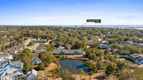 510 W St George Street Southport NC 28461