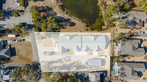 510 W St George Street Southport NC 28461