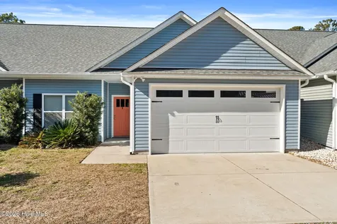 510 W St George Street Southport NC 28461