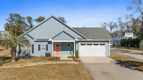 510 W St George Street Southport NC 28461