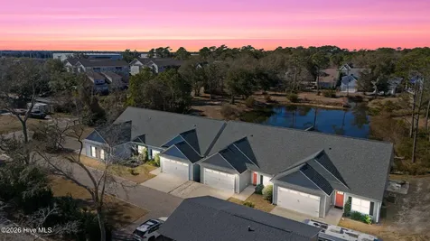 510 W St George Street Southport NC 28461