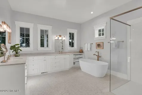 2322 Scotts Hill Loop Road Wilmington NC 28411