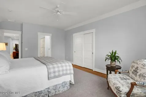 2322 Scotts Hill Loop Road Wilmington NC 28411