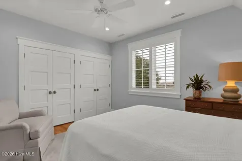 2322 Scotts Hill Loop Road Wilmington NC 28411