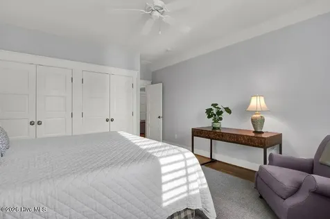 2322 Scotts Hill Loop Road Wilmington NC 28411