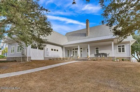 2322 Scotts Hill Loop Road Wilmington NC 28411