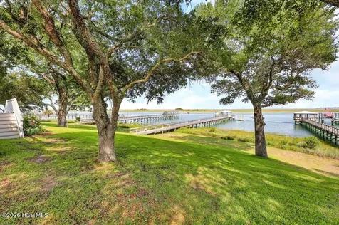 2322 Scotts Hill Loop Road Wilmington NC 28411