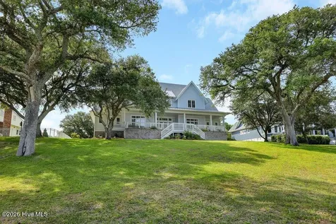2322 Scotts Hill Loop Road Wilmington NC 28411