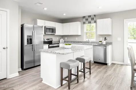3302 Penguin Circle Elizabeth City NC 27909