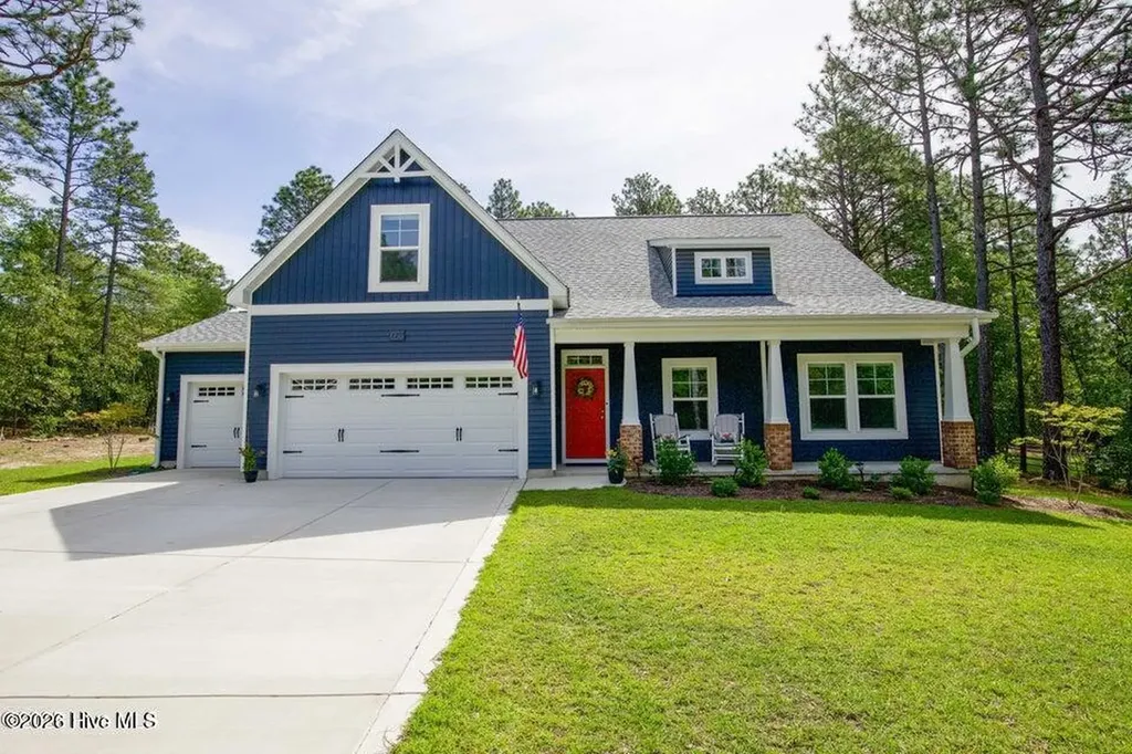125 Lancashire Lane Seven Lakes NC 27376