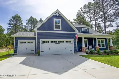 125 Lancashire Lane Seven Lakes NC 27376