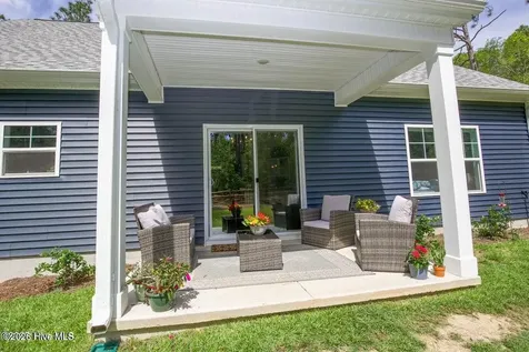 125 Lancashire Lane Seven Lakes NC 27376