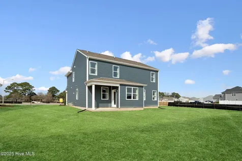 302 Mizzen Way Elizabeth City NC 27909