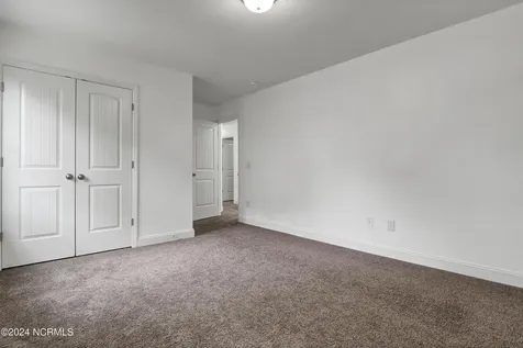 512 Everett Glades Sneads Ferry NC 28460