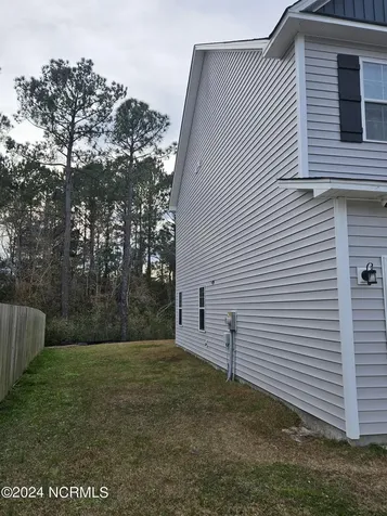 512 Everett Glades Sneads Ferry NC 28460