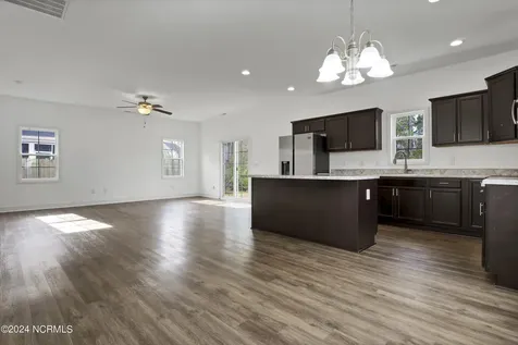 512 Everett Glades Sneads Ferry NC 28460
