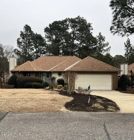 103 Pinnacle Court West End NC 27376