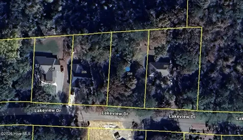 204 Lakeview Drive Whispering Pines NC 28327