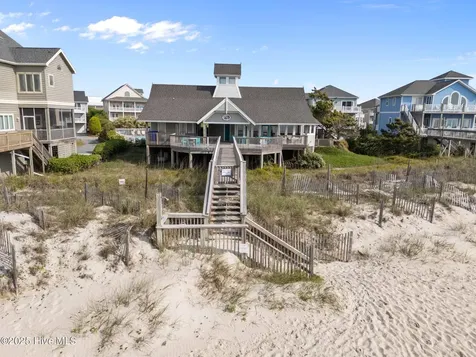 126 S Permuda Wynd Drive North Topsail Beach NC 28460