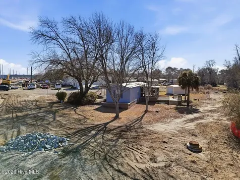 4911 Southport Supply Road SE Southport NC 28461
