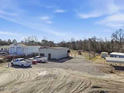 4911 Southport Supply Road SE Southport NC 28461