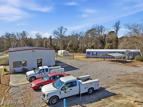 4911 Southport Supply Road SE Southport NC 28461