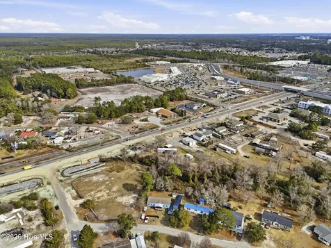 4911 Southport Supply Road SE Southport NC 28461