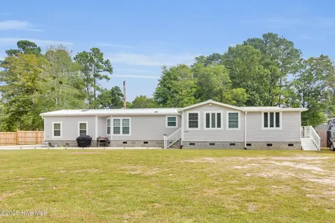 414 W Branch Drive Newport NC 28570
