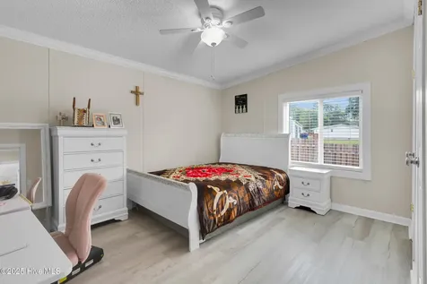 414 W Branch Drive Newport NC 28570