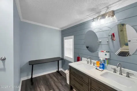 414 W Branch Drive Newport NC 28570