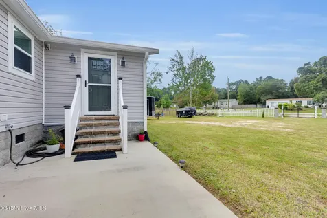 414 W Branch Drive Newport NC 28570