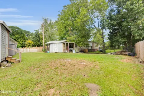 414 W Branch Drive Newport NC 28570
