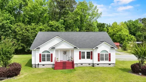 3332 Belt Road Castle Hayne NC 28429