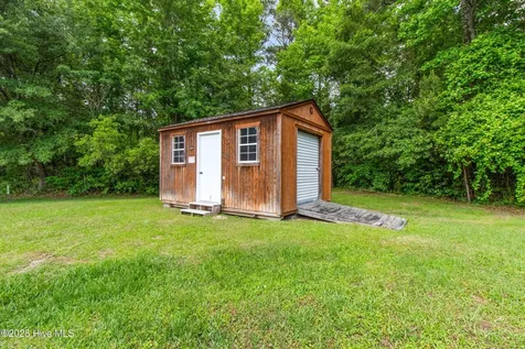 3332 Belt Road Castle Hayne NC 28429