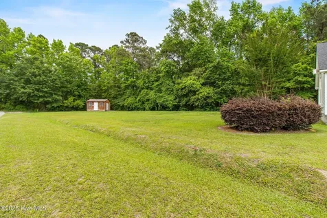 3332 Belt Road Castle Hayne NC 28429