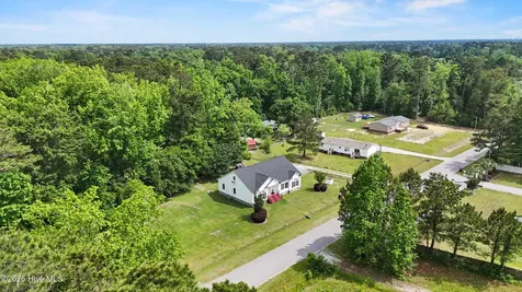 3332 Belt Road Castle Hayne NC 28429