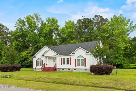 3332 Belt Road Castle Hayne NC 28429